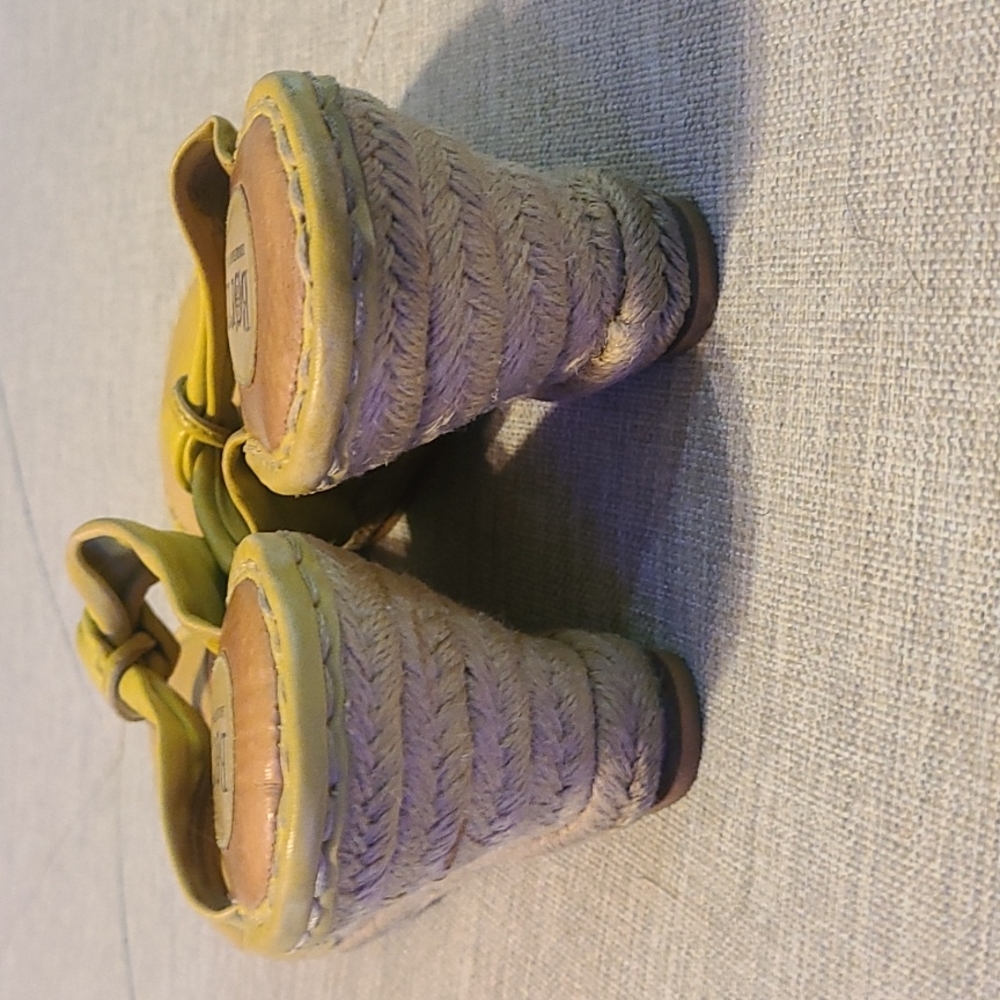 Born Lime Green Yellow Knot Leather 3 Inch Wedge Thong Sandals Size 9 - Picture 11 of 16